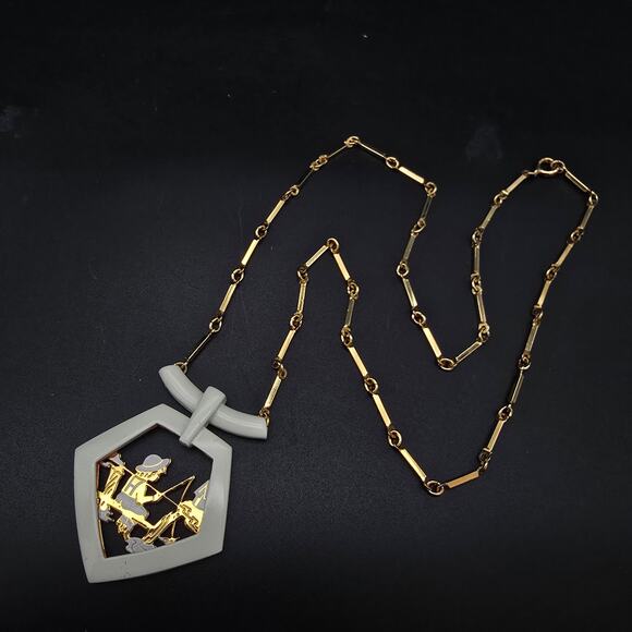 Vintage Fishing Scene Pendant Necklace Gold Tone White Enamel - Picture 3 of 8